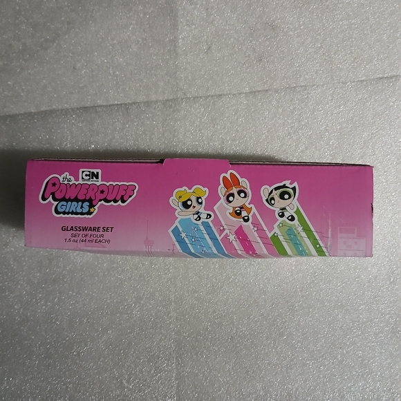 Silver Buffalo Power Puff Girls Trio 4-Pack Mini Glass Set, 1.5 Ounces (NEW) - Picture 10 of 11
